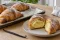 Máslové croissanty s vanilkovým pudinkem